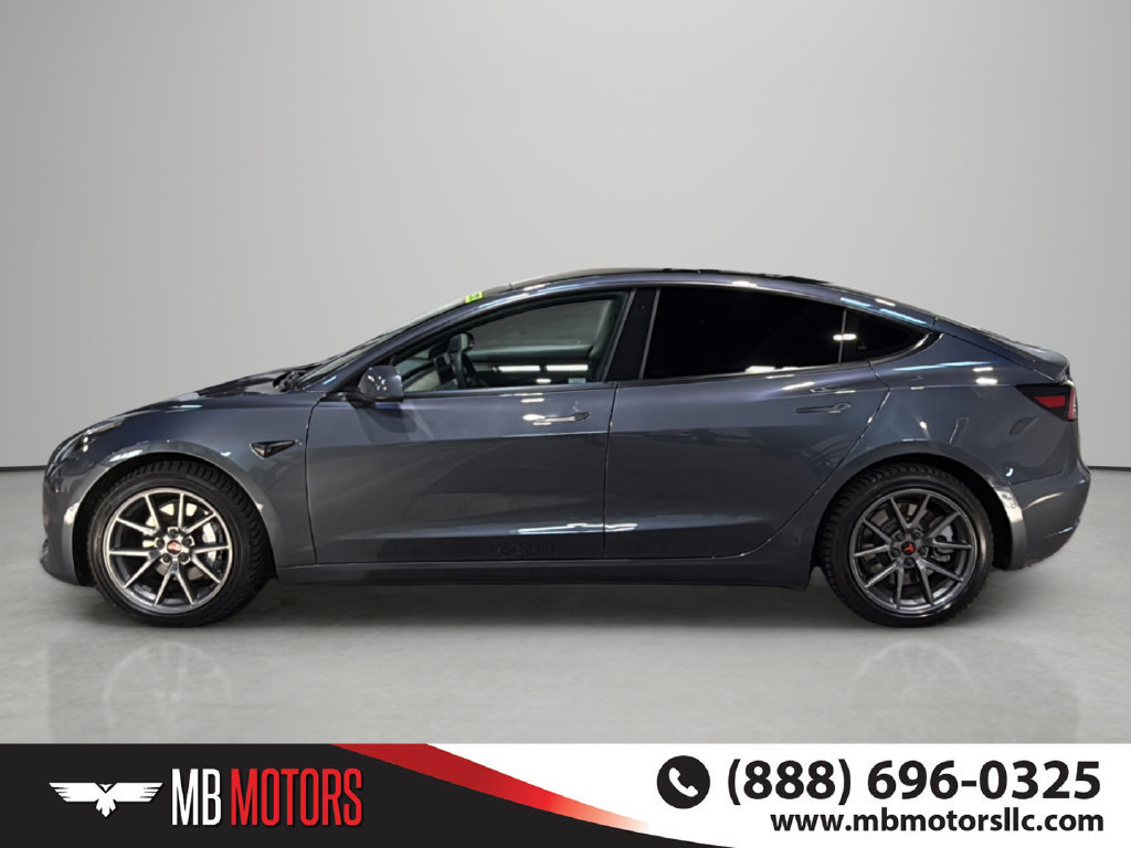 Used 2022 Tesla Model 3 RWD image 2