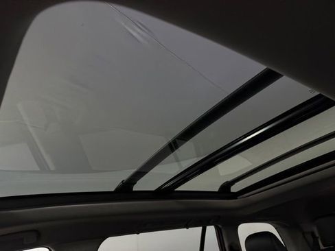 Used 2024 Toyota Grand Highlander Platinum image 28