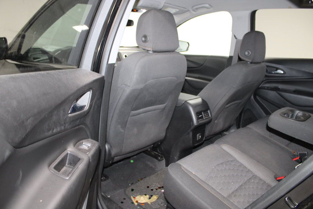 Used 2019 Chevrolet Equinox LT w/ LPO, Cargo Package FWD image 17