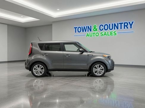 Used 2014 Kia Soul + FWD image 7