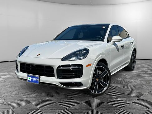 Used 2023 Porsche Cayenne S AWD/4WD image 1
