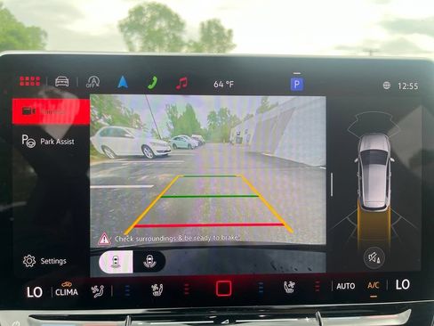 Certified 2025 Volkswagen GTI Autobahn FWD image 19