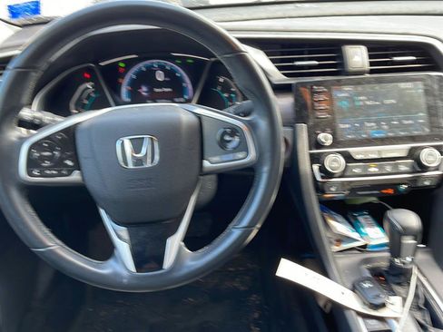 Used 2019 Honda Civic EX image 5