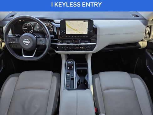 Used 2022 Nissan Pathfinder SL w/ Lighting Package (N92) image 12