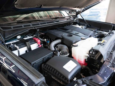 Used 2024 Toyota Tundra Platinum image 31