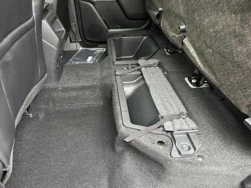 New 2025 Ford Ranger Lariat w/ Chrome Accent Package image 37