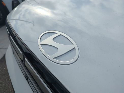 New 2026 Hyundai Santa Fe SE image 13