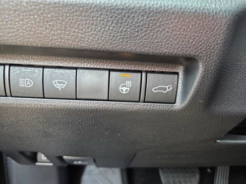 Used 2021 Toyota RAV4 SE w/ Weather & Moonroof Package AWD/4WD image 32