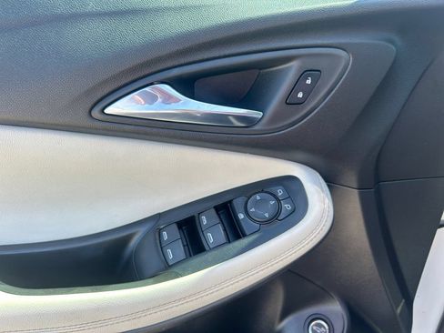 Used 2023 Buick Encore GX Select FWD image 27