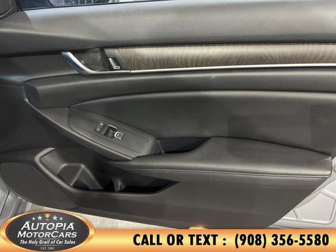 Used 2020 Honda Accord Touring image 14