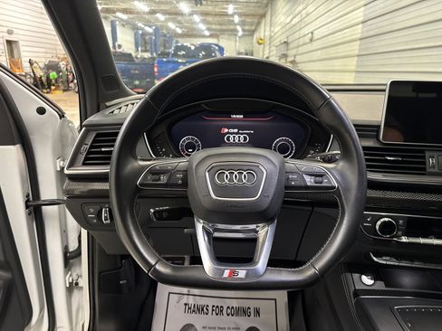 Used 2020 Audi SQ5 Premium Plus w/ Premium Plus Package image 13