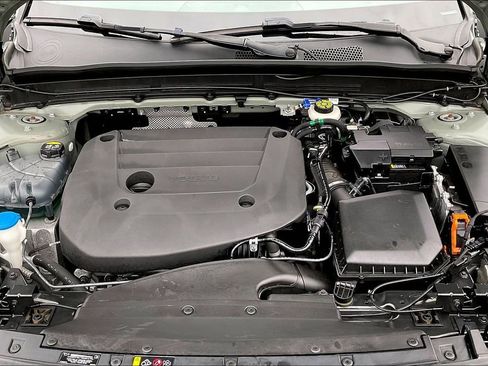 Certified 2024 Volvo XC40 B5 Plus w/ Climate Package AWD/4WD image 30