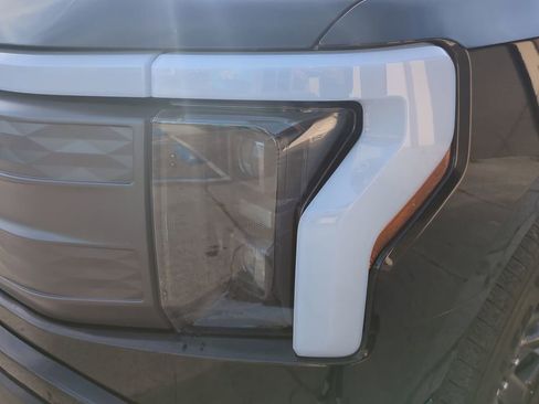 Used 2024 Ford F150 Lightning Lariat image 10