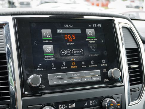 Used 2021 Nissan Titan SV w/ SV Convenience Package AWD/4WD image 24
