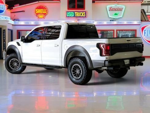 Used 2020 Ford F150 Raptor w/ Equipment Group 802A Luxury AWD/4WD image 4