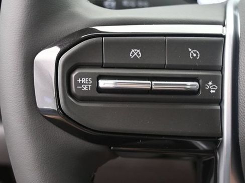 New 2026 Chevrolet Colorado LT w/ LT Convenience Package AWD/4WD image 32