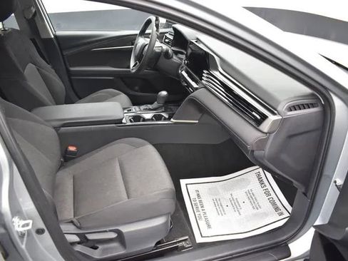 Used 2025 Toyota Camry LE FWD image 16