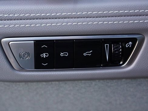 New 2026 Cadillac Escalade IQL Sport 1 image 18