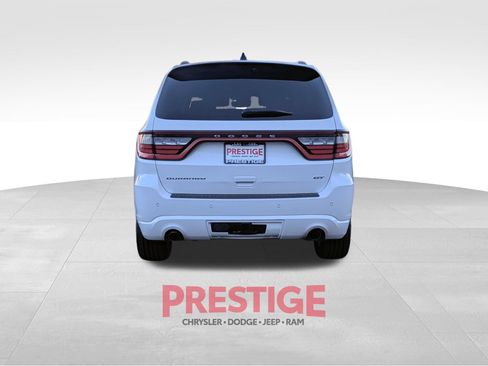 Used 2024 Dodge Durango GT RWD image 11