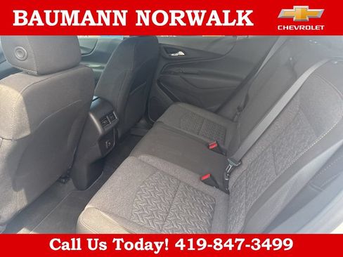 Used 2023 Chevrolet Equinox LT FWD image 23