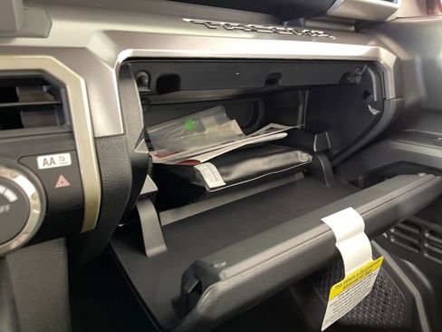 New 2026 Toyota Tacoma SR5 image 25