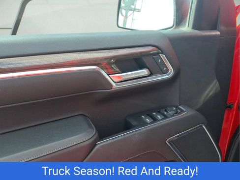 Certified 2024 Chevrolet Silverado 1500 LT w/ Safety Package AWD/4WD image 9