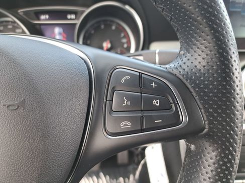 Used 2019 Mercedes-Benz GLA 250 image 18