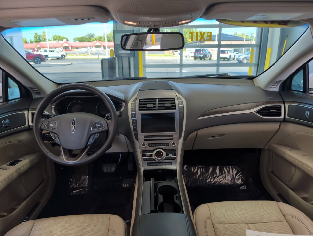 Used 2017 Lincoln MKZ Reserve FWD image 14