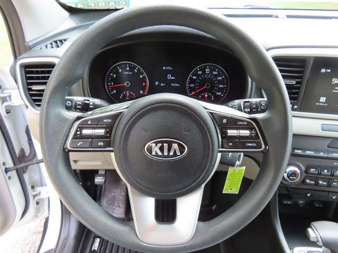 Used 2021 Kia Sportage LX w/ LX AWD Popular Package image 18
