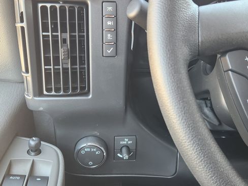 New 2025 Chevrolet Express 2500 w/ Driver Convenience Package image 24
