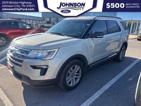 Used 2018 Ford Explorer XLT w/ Equipment Group 202A image 1