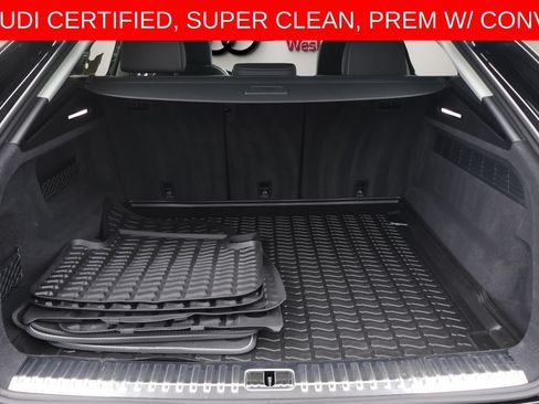 Used 2023 Audi Q8 Premium w/ Convenience Package AWD/4WD image 17