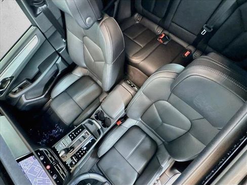 Certified 2026 Porsche Macan AWD/4WD image 20
