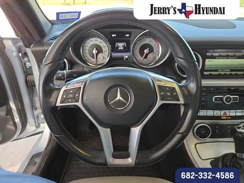 Used 2014 Mercedes-Benz SLK 250 image 14