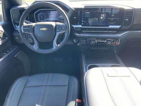 Used 2024 Chevrolet Silverado 3500 High Country w/ Technology Package AWD/4WD image 10