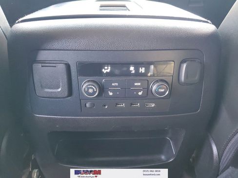 Used 2019 GMC Yukon Denali w/ Denali Ultimate Package image 11