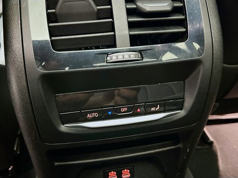 Used 2023 BMW X3 xDrive30i image 29