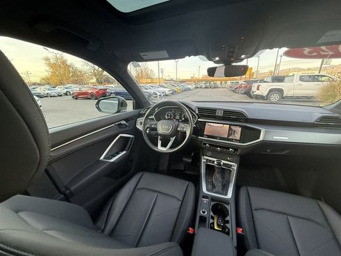 Used 2023 Audi Q3 2.0T Premium Plus w/ Premium Plus Package image 26