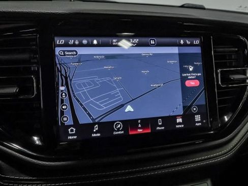 Used 2022 Dodge Durango SRT w/ Technology Group AWD/4WD image 22