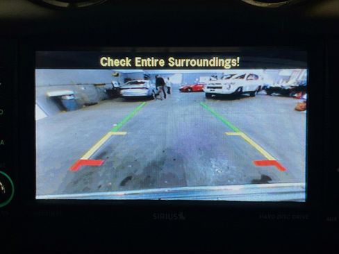 Used 2017 Jeep Compass High Altitude AWD/4WD image 9