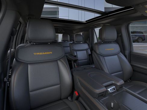 New 2026 Ford Expedition Tremor image 10