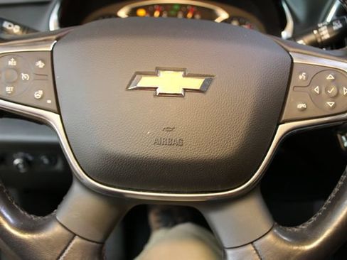 Used 2021 Chevrolet Traverse LT w/ LPO, Floor Liner Package AWD/4WD image 21