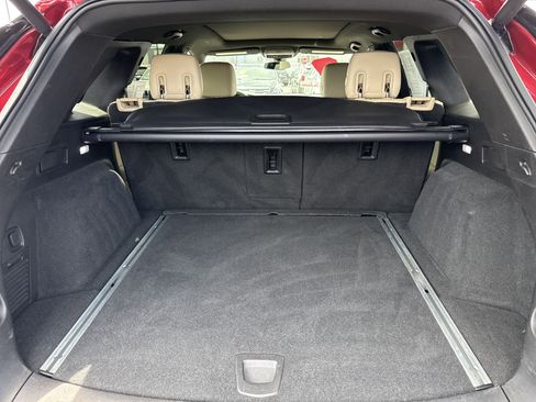 Used 2018 Cadillac XT5 Luxury w/ Driver Awareness Package image 31