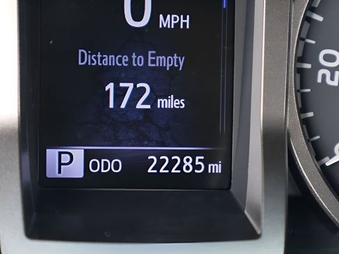 Certified 2022 Toyota Tacoma SR5 w/ Technology Package image 22