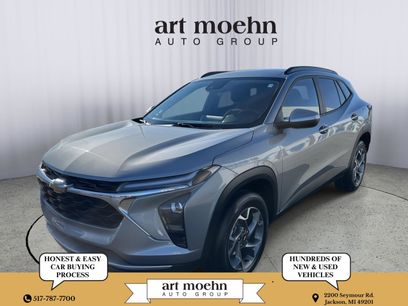 Used 2025 Chevrolet Trax LT w/ LT Convenience Package