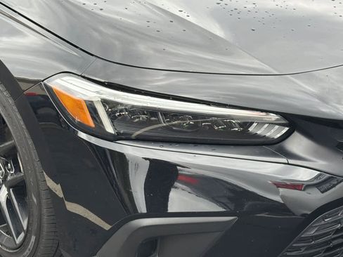 Used 2025 Honda Civic Sport image 7