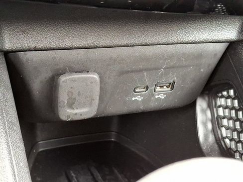 Used 2025 Chevrolet TrailBlazer LT image 27