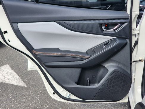 Certified 2023 Subaru Crosstrek 2.5i Limited w/ Moonroof Package image 35