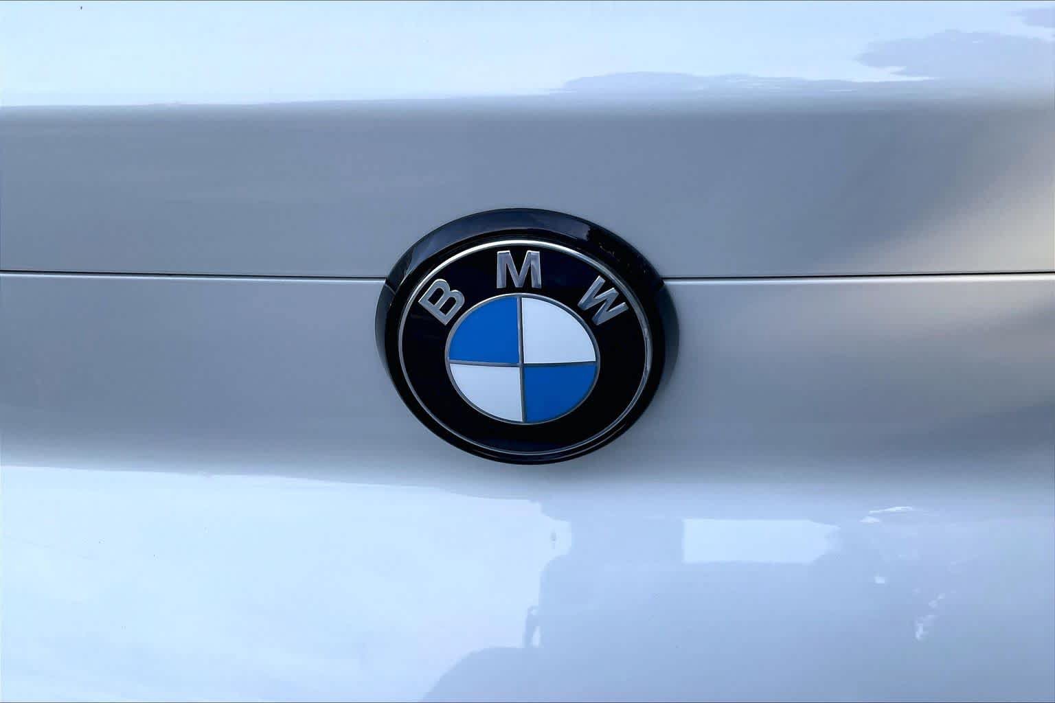 Used 2021 BMW X6 M w/ Competition Package AWD/4WD image 32