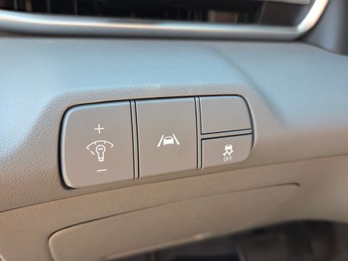 Used 2022 Hyundai Elantra SEL FWD image 26